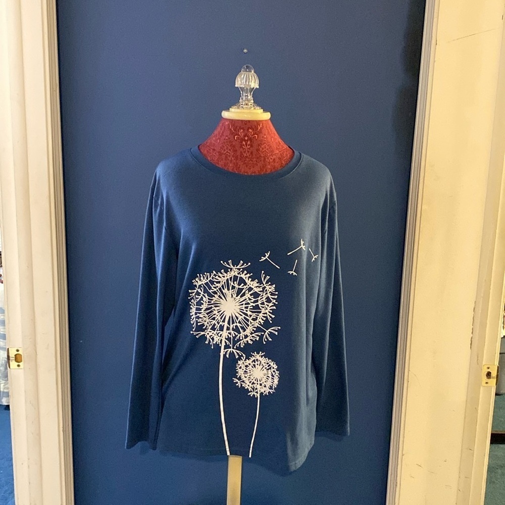 Active  Dandelion  Blue Long Sleeve Tee Xl  & RBX Capri Large  Active Leggings